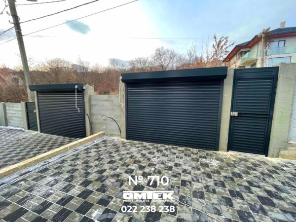 Porți rolete intrare în ogradă și portiță tip rolete în Moldova